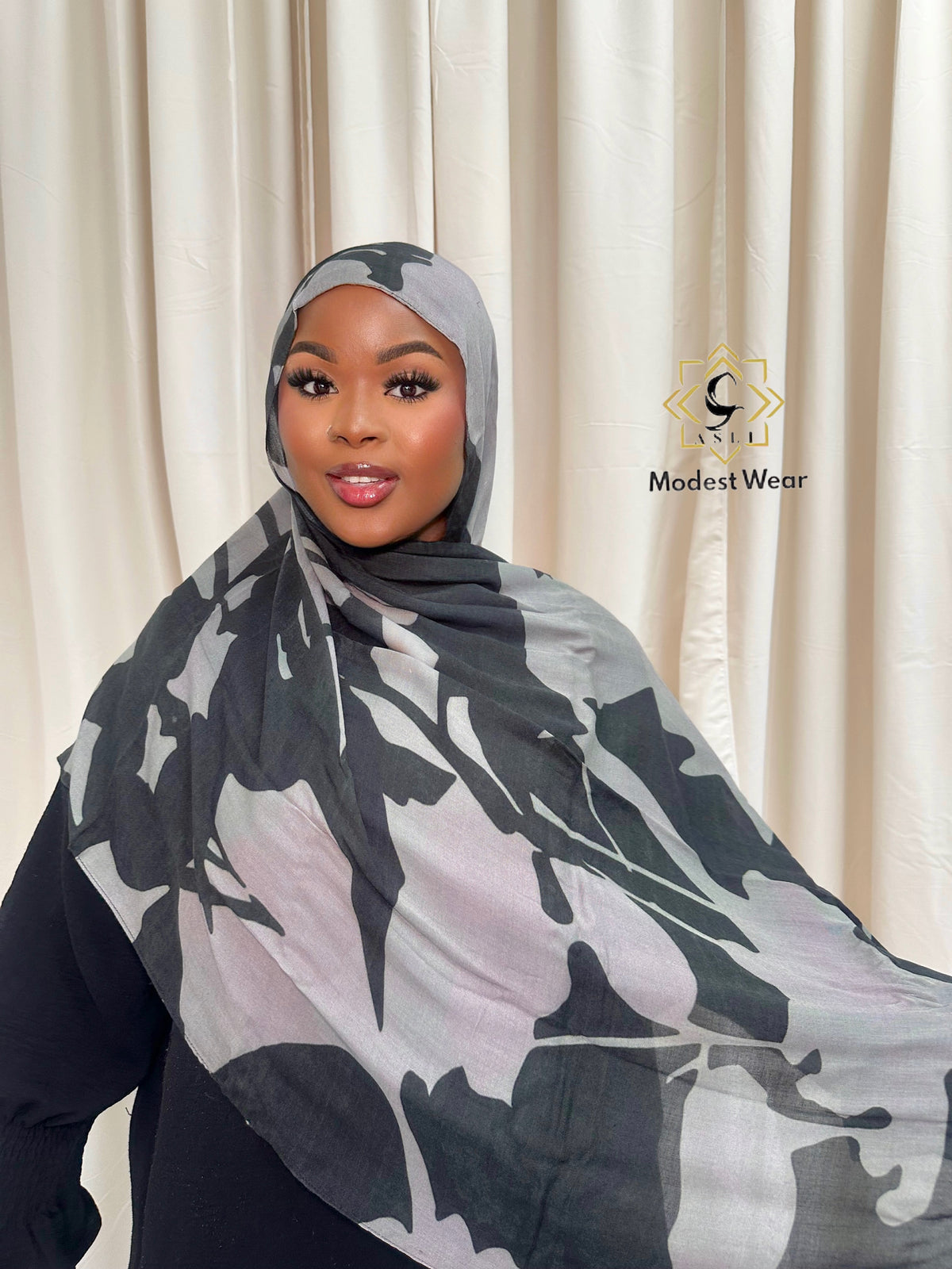 Shadow Bloom Modal Hijab