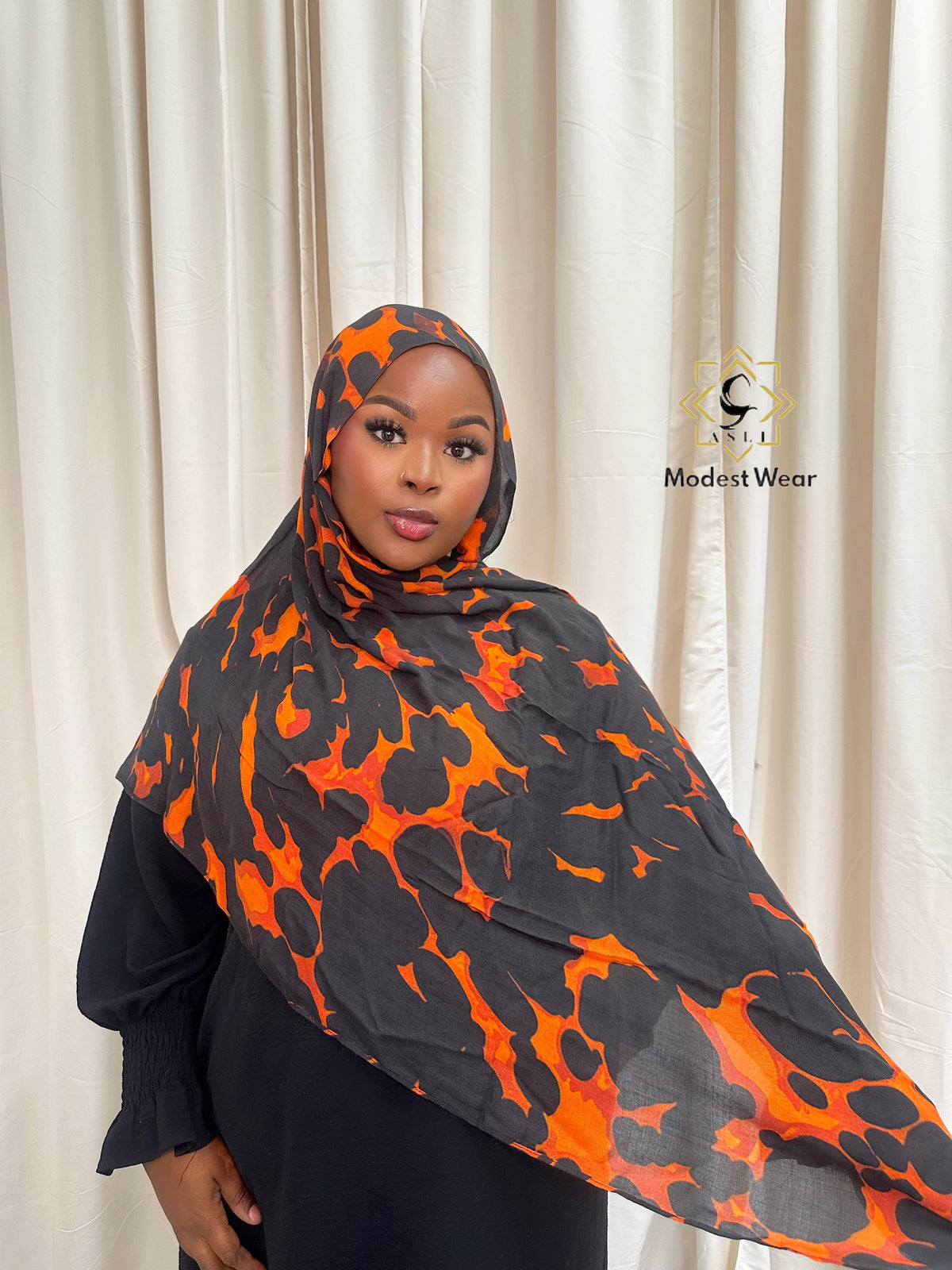 Ember Noir Modal Hijab