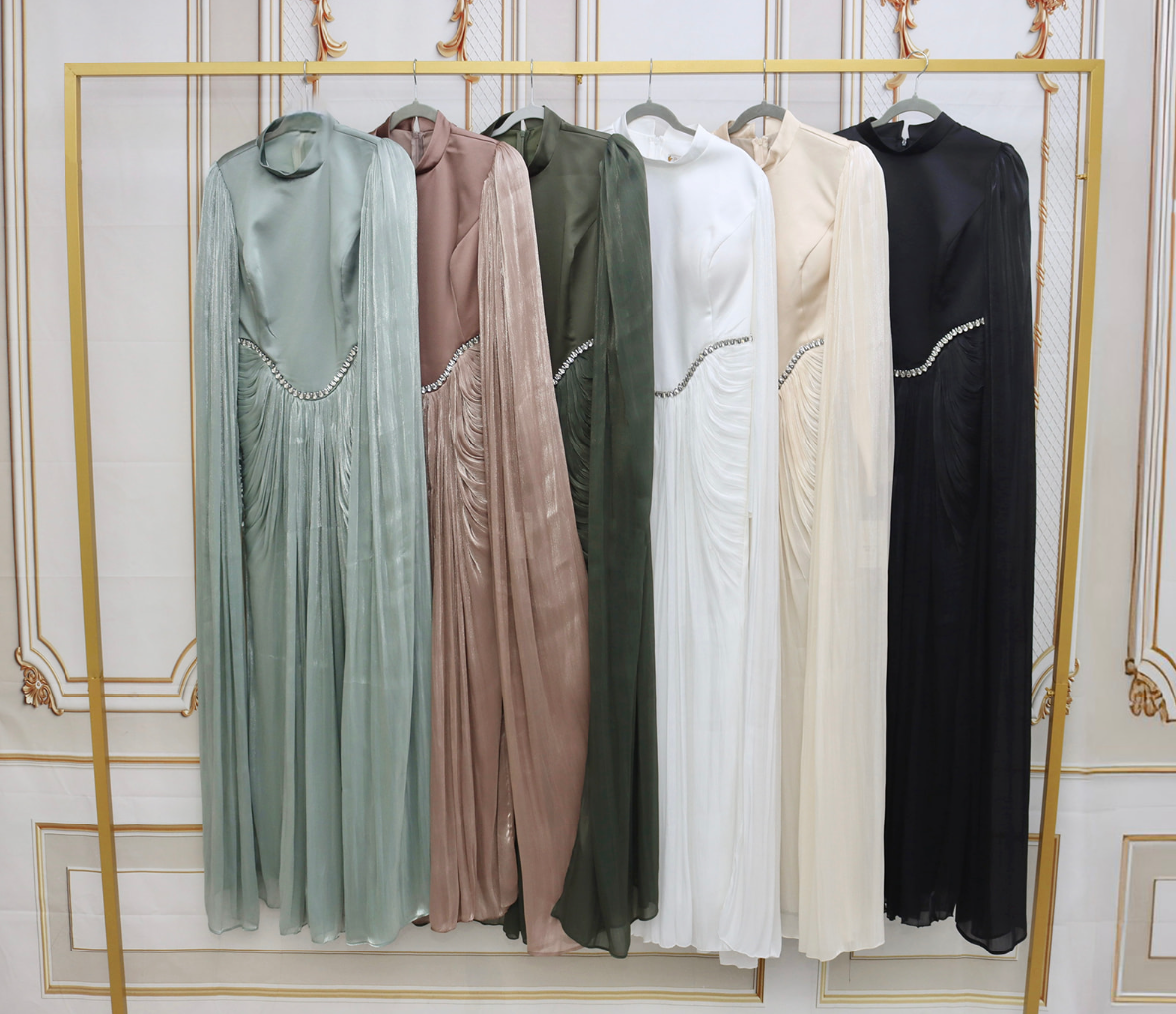 Elegent Evening Dress with Pleats and Embleshed Neckline